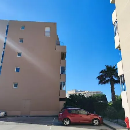 Studio 4 Pers Coeur Du Lavandou 5Mn A Pied Des Plages Le Lavandou Exterior photo