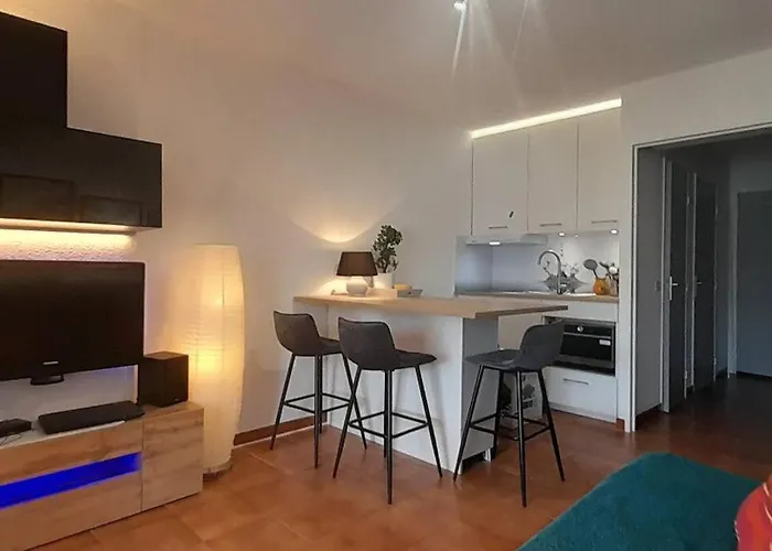 Studio 4 Pers Coeur Du Lavandou 5Mn A Pied Des Plages